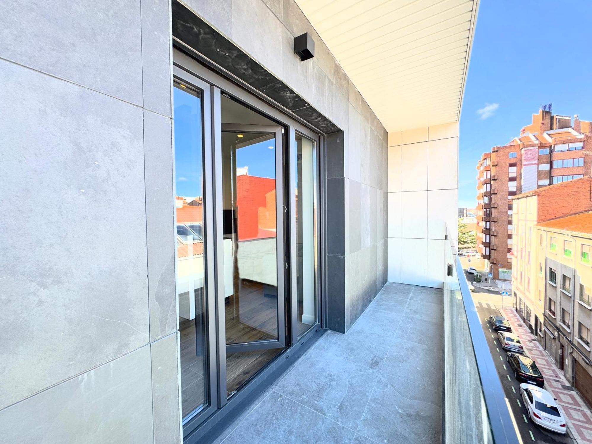 Apartamentos Turisticos Identia Sport Леон Екстериор снимка