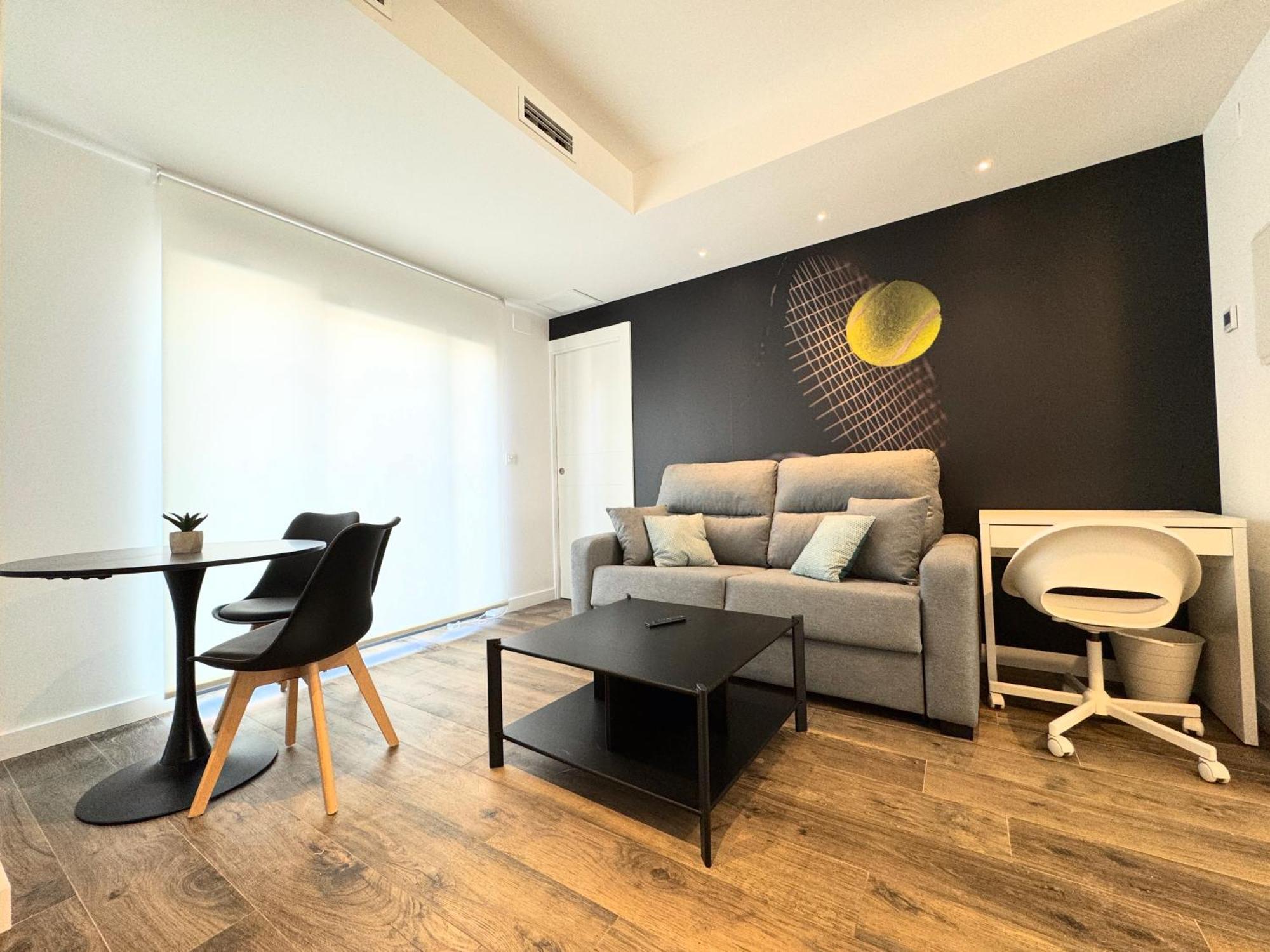 Apartamentos Turisticos Identia Sport Леон Екстериор снимка