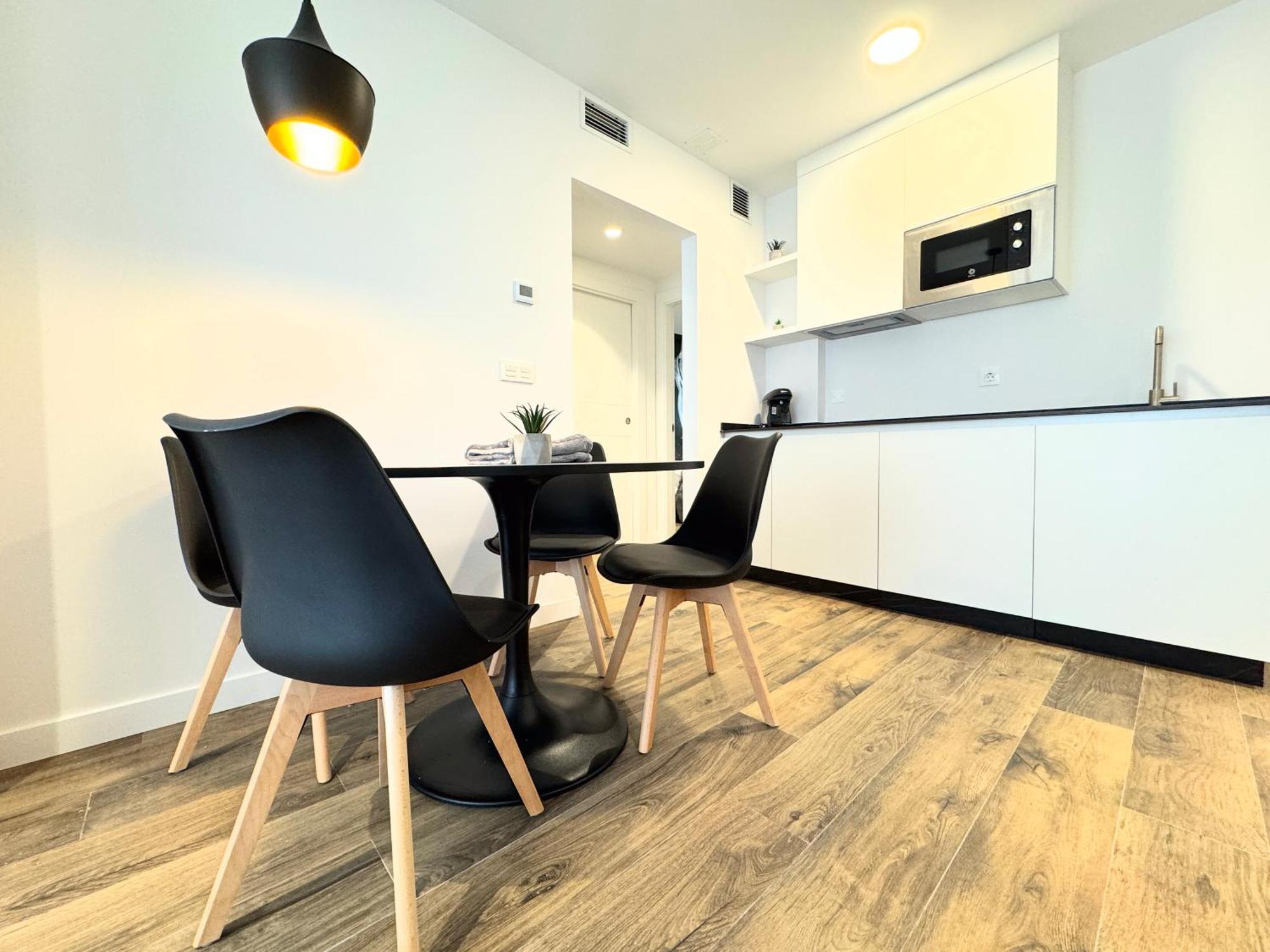 Apartamentos Turisticos Identia Sport Леон Екстериор снимка