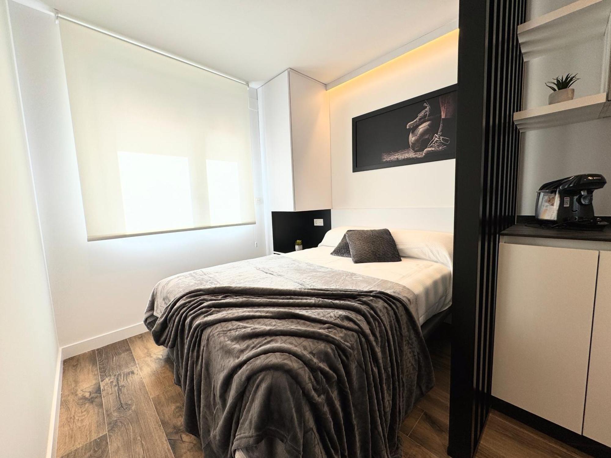 Apartamentos Turisticos Identia Sport Леон Екстериор снимка