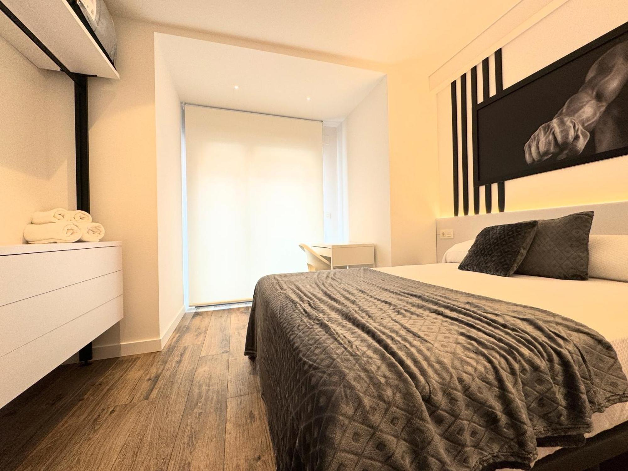 Apartamentos Turisticos Identia Sport Леон Екстериор снимка