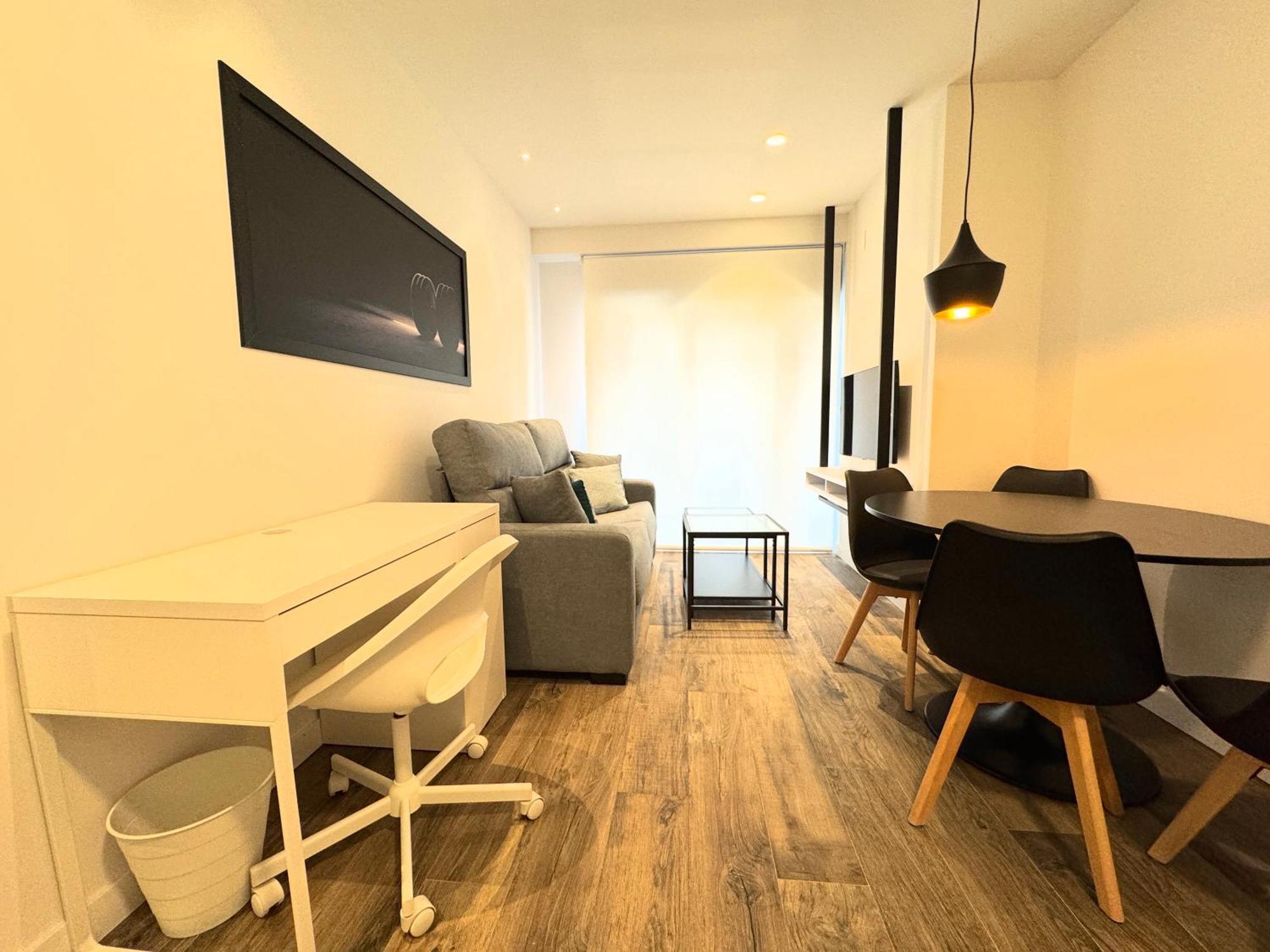 Apartamentos Turisticos Identia Sport Леон Екстериор снимка